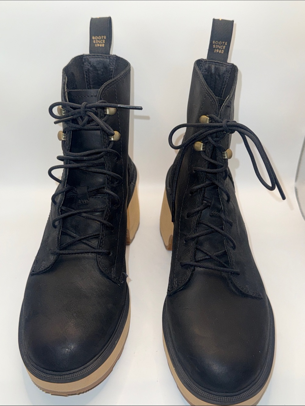 Sorel Women's Hi-Line Heel Lace Boots WATERPROOF size 9